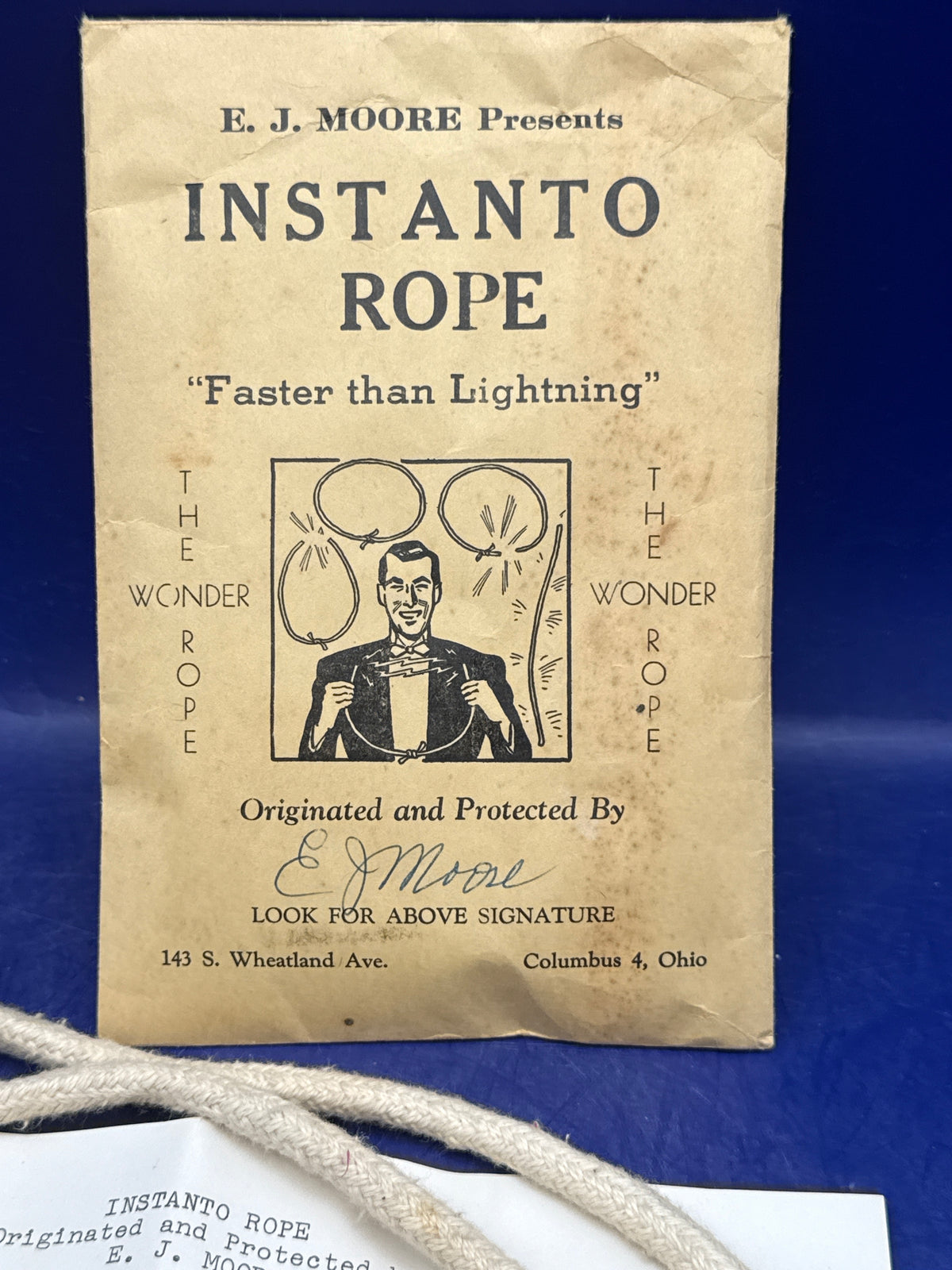 Instanto Rope by E.J. Moore – SIGNED Vintage Gimmicked 1st Magnetic Rope Routine
