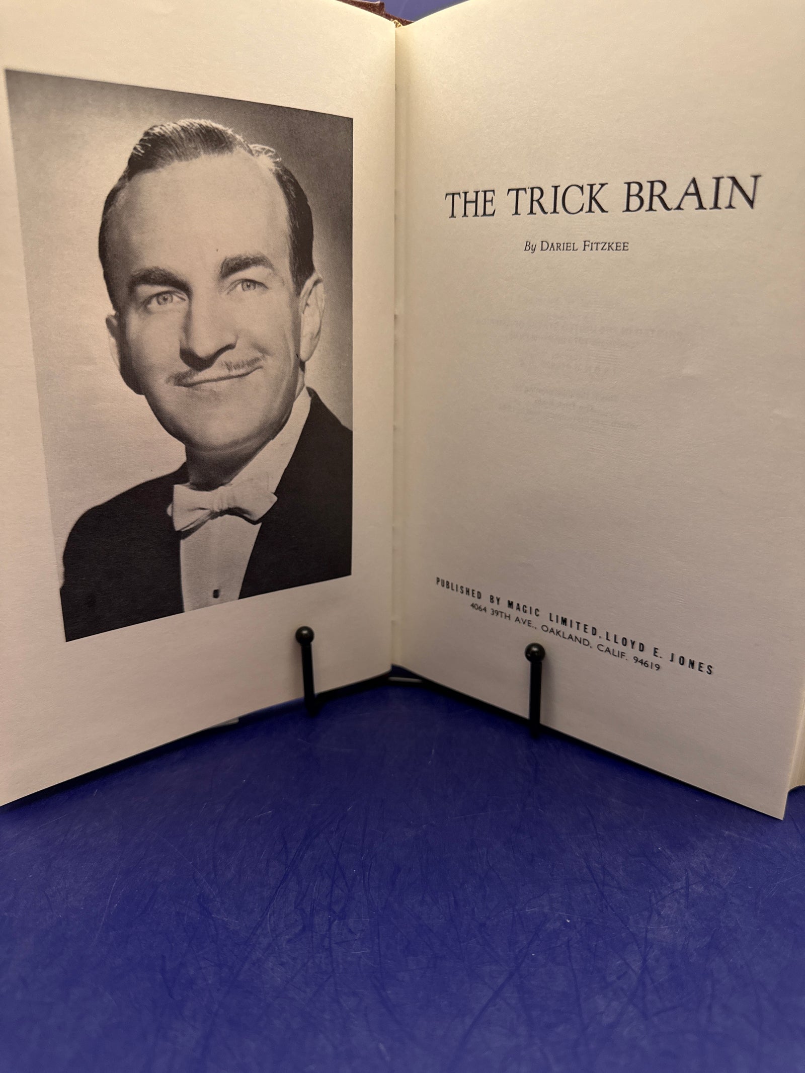 The Trick Brain by Dariel Fitzkee 1976 - Magic Limited ESTATE