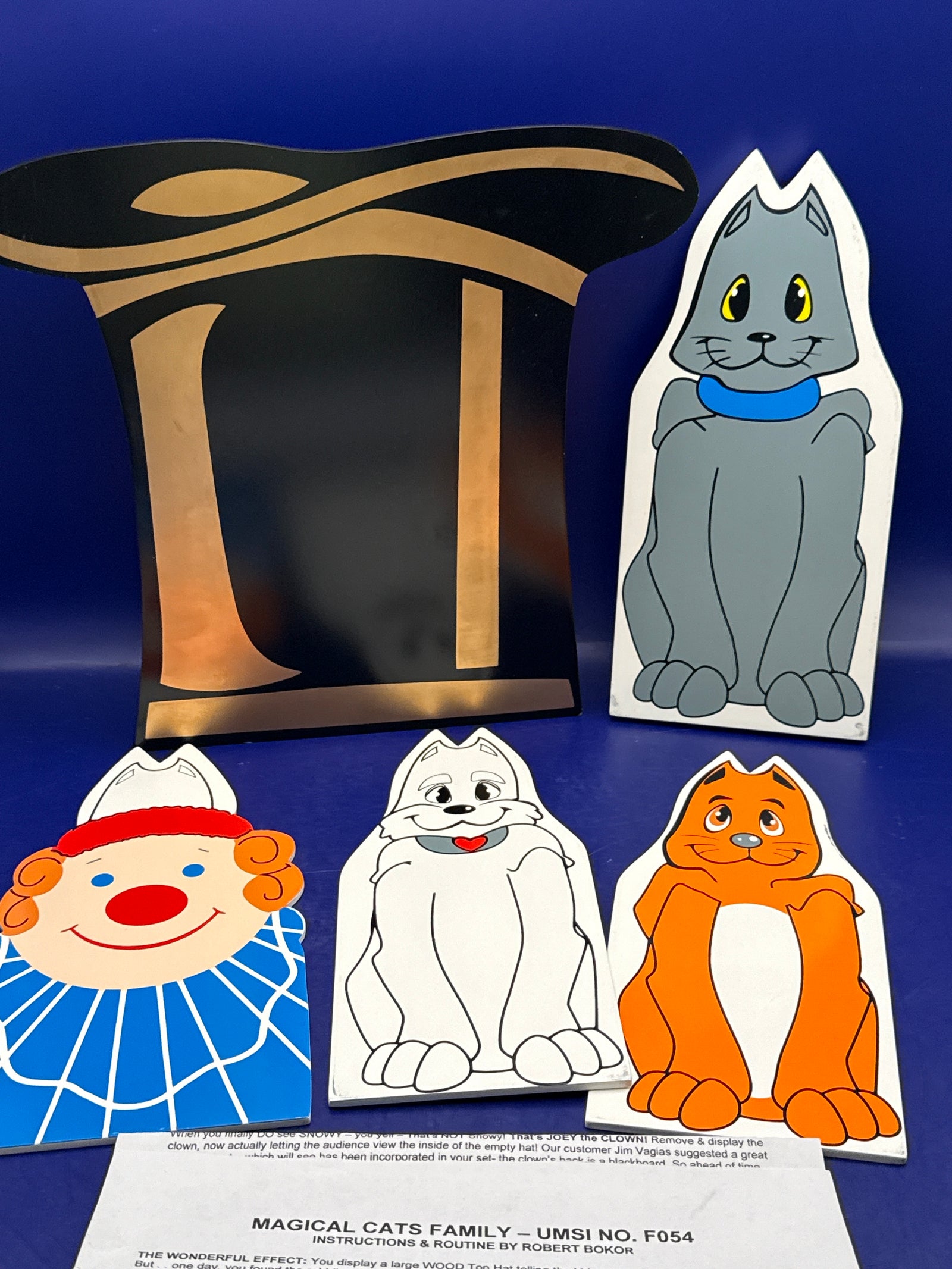 Magical Cats Family UMSI #F054 by Robert Bokor ESTATE