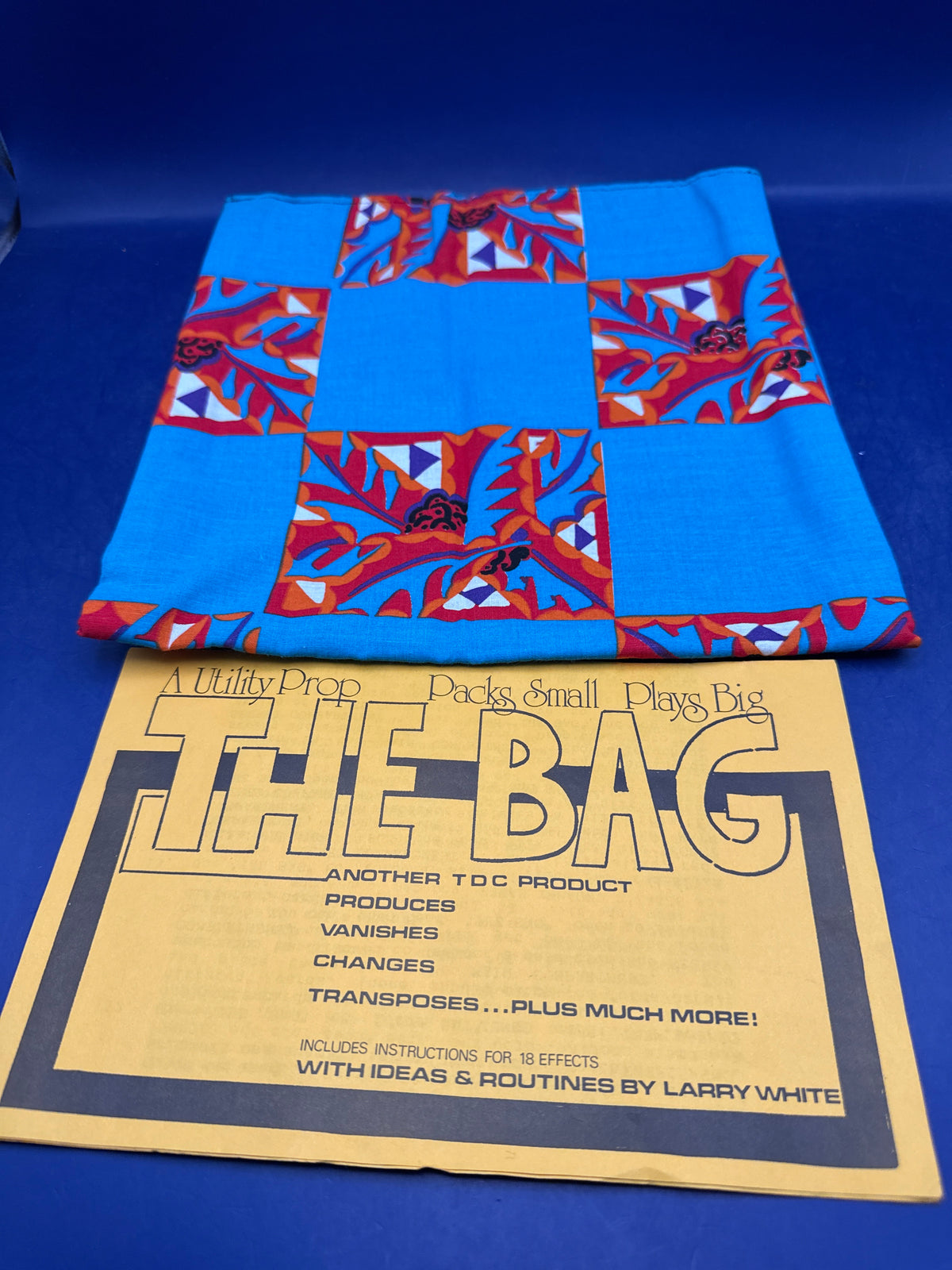 "The Bag" by TDC Products (Routines by Larry White) – Vintage Utility Prop
