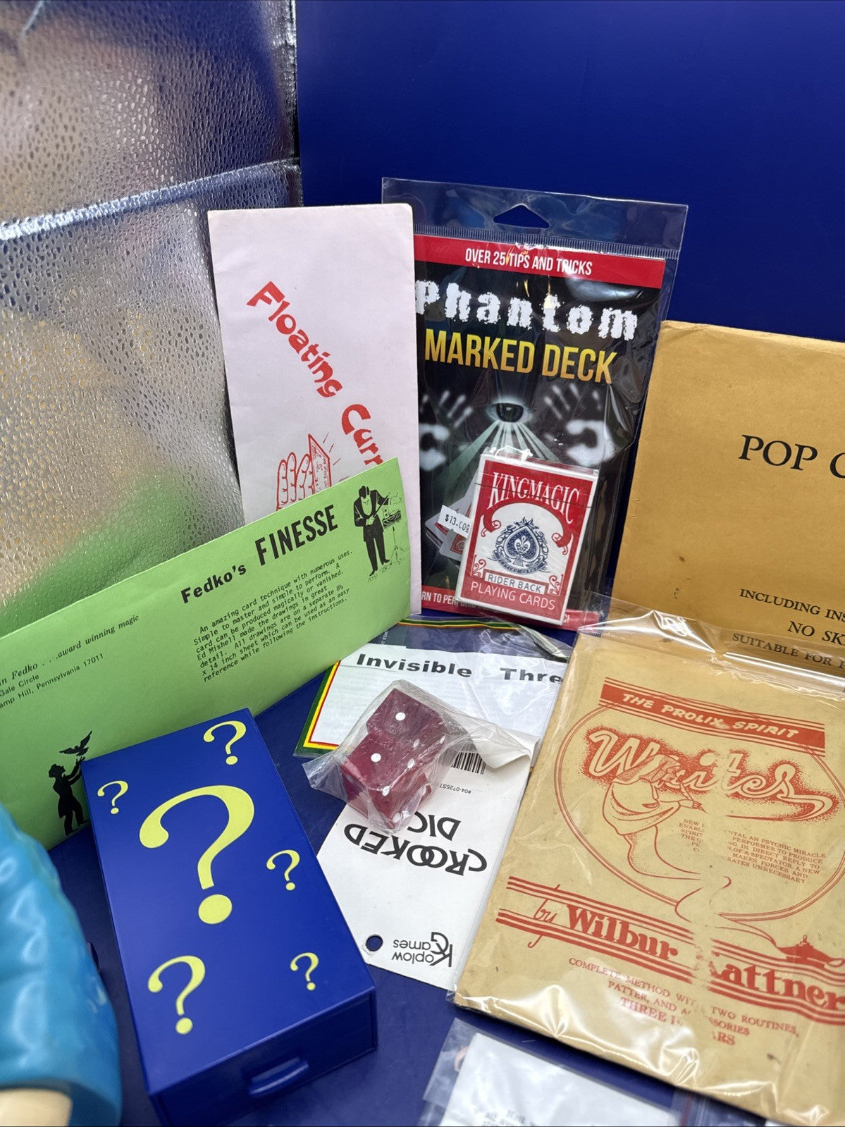 Magician Lot - Assorted Magic Tricks - Magic Closet - Junk drawer - Lot 13