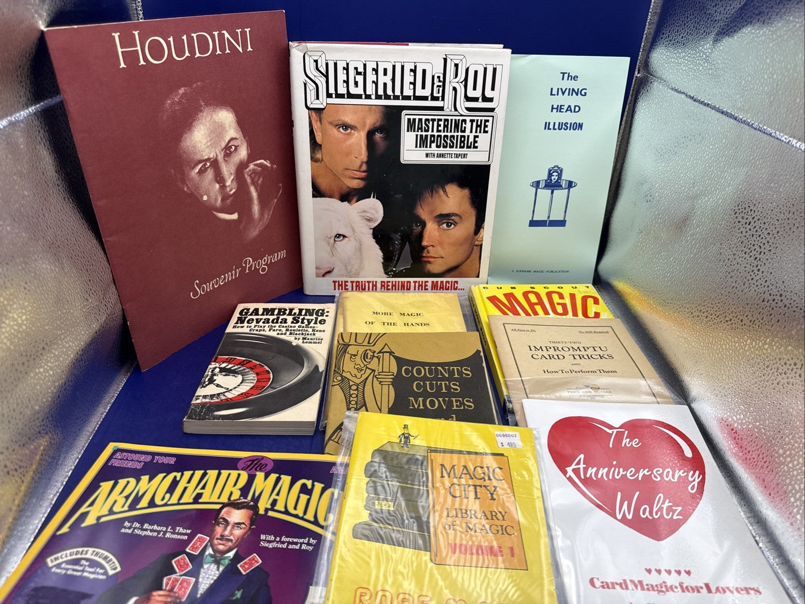 Magic Book Lot - Close-up - Street Magic Over 30 Publications - Lot B