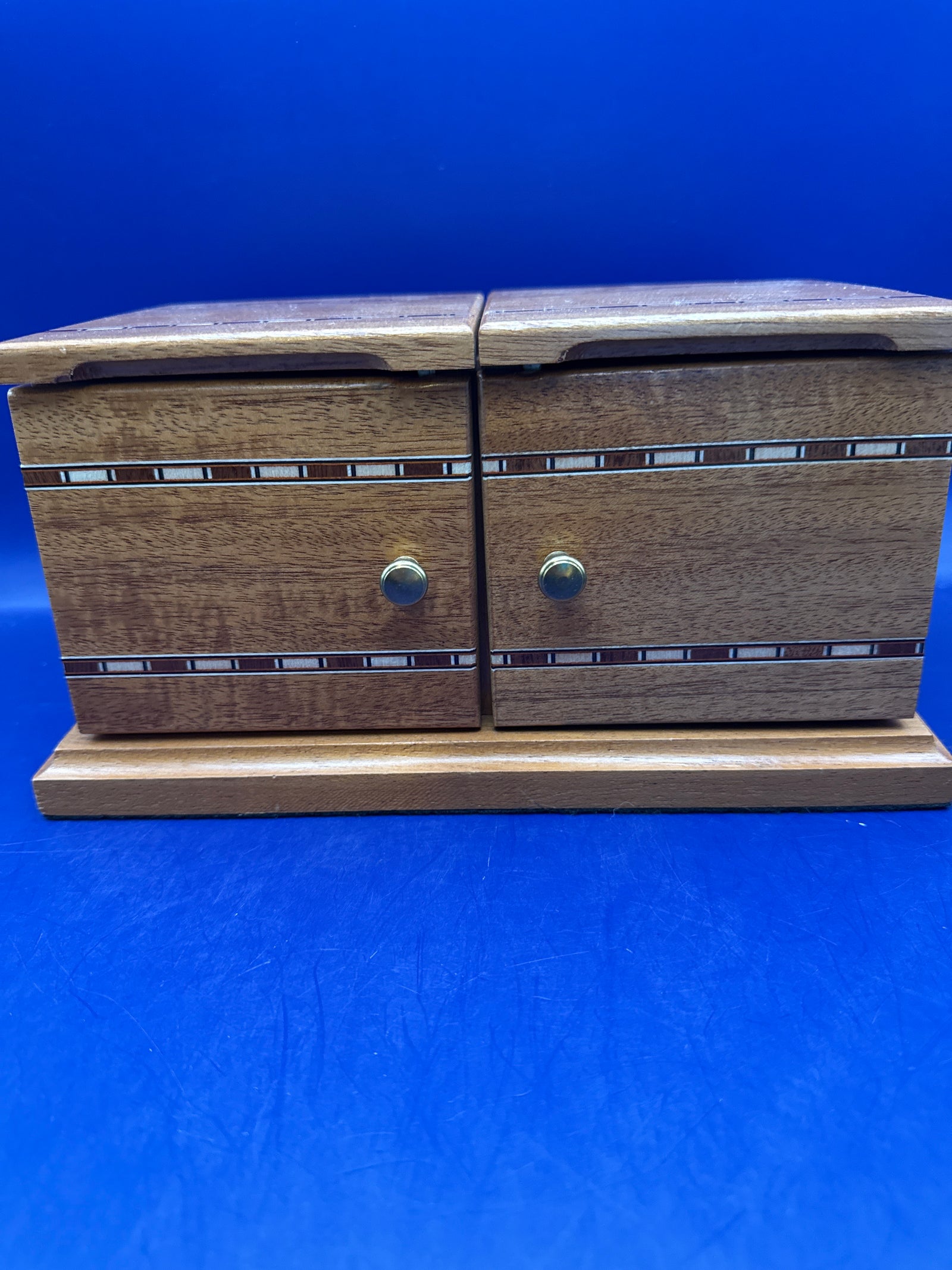 Double gaff Die Box by Tony Karpinski - Handcrafted & Gorgeous