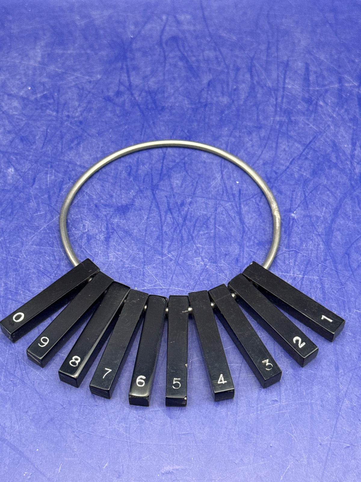 Burmese Bangle - Ken Brooke / Harry Stanley "Unique Magic Studio", London) – Ultra Rare Vintage Pocket Mentalism