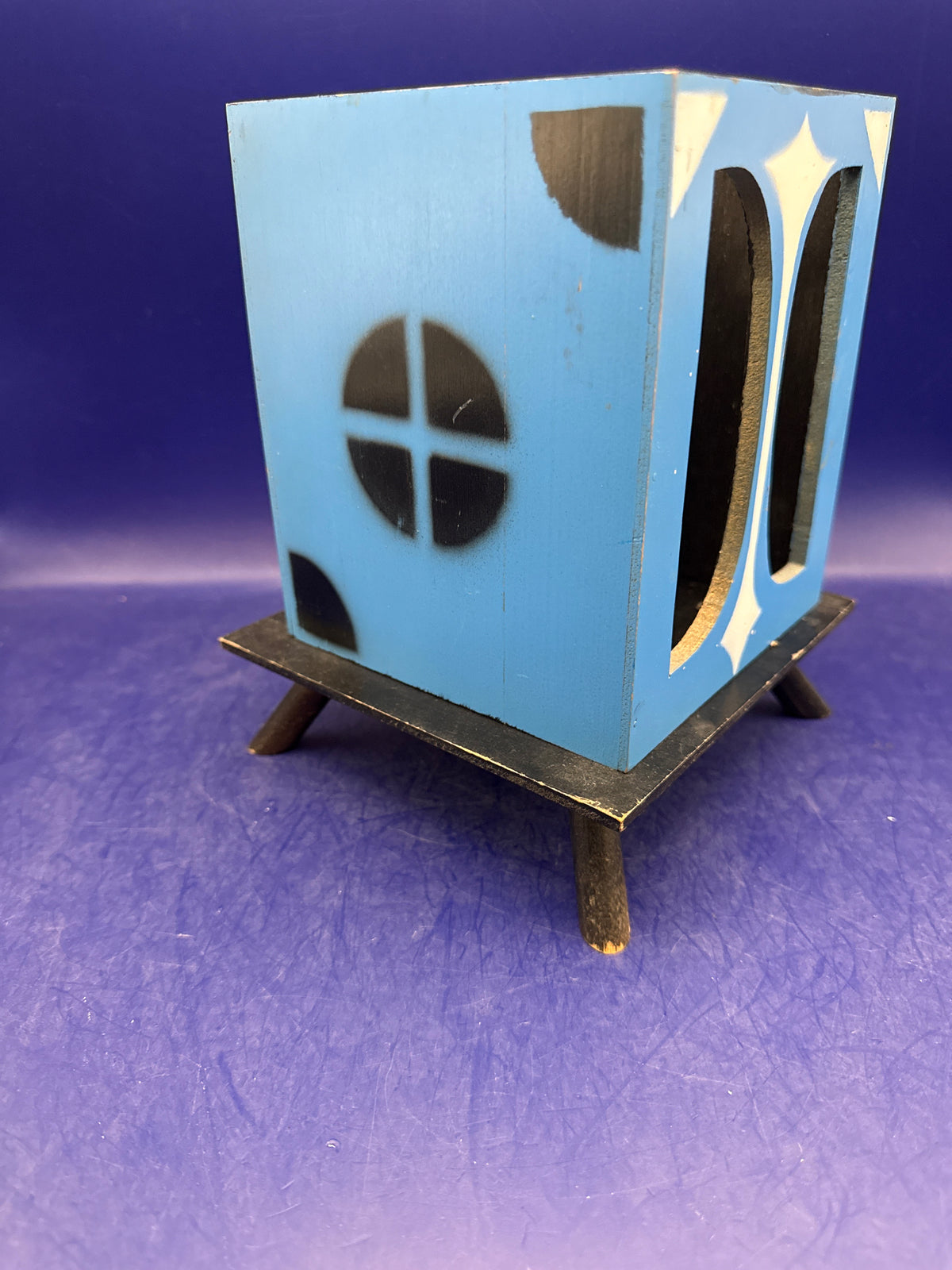 Vintage Wooden Square Circle Production Cabinet – Classic Stage & Parlor Illusion