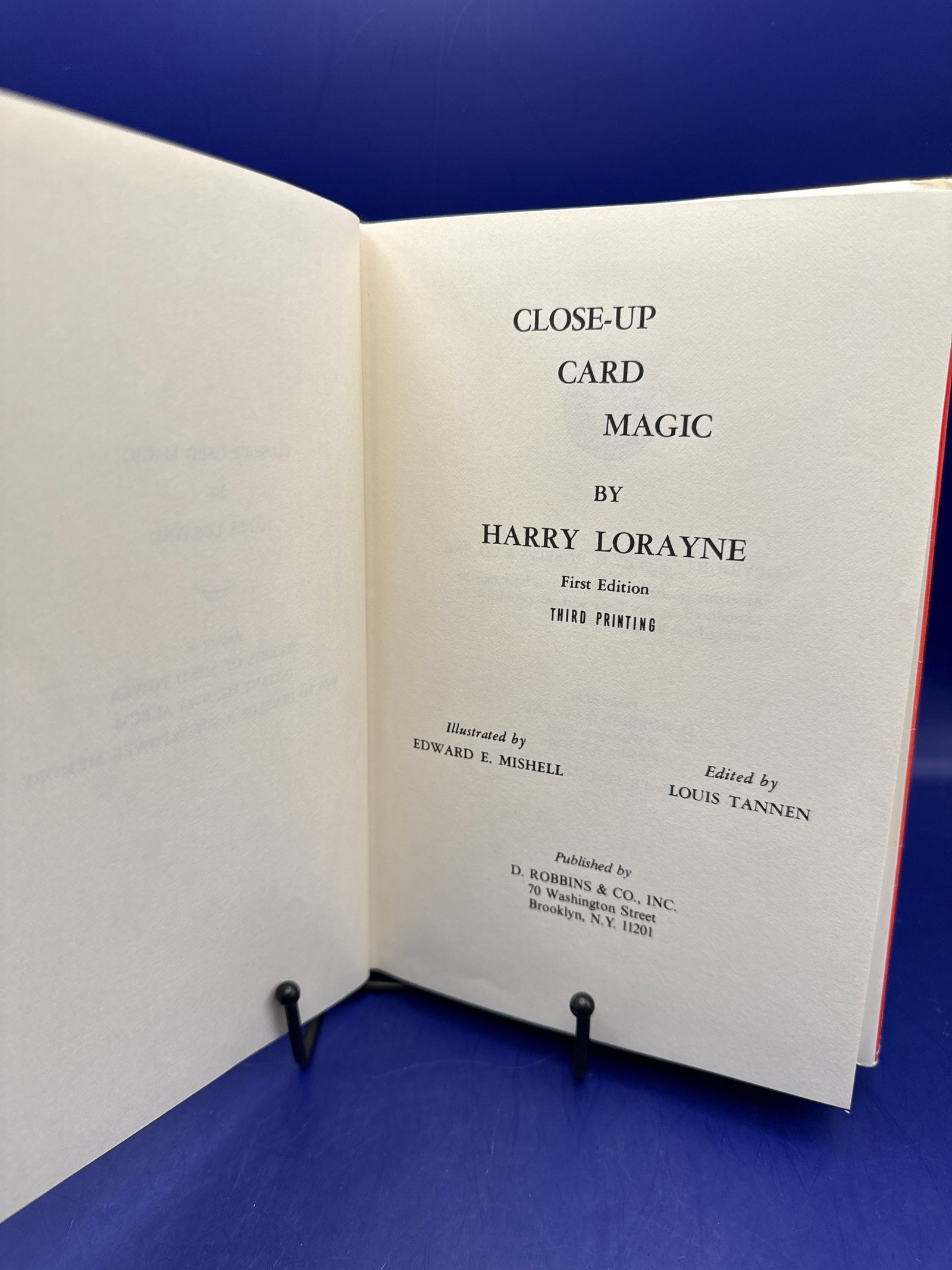 Close-up Card Magic by Harry Lorayne 1976 ESTATE