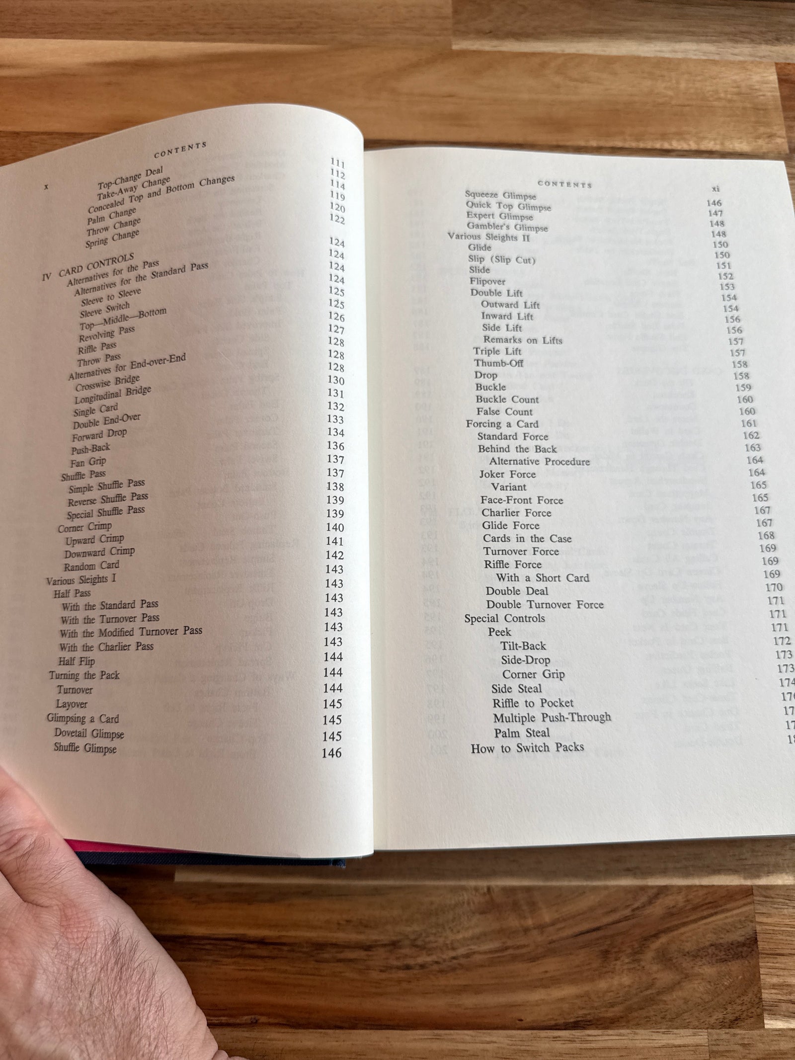 The Complete Illustrated Book of Card Magic by Walter Gibson 1st edition 1969 ESTATE