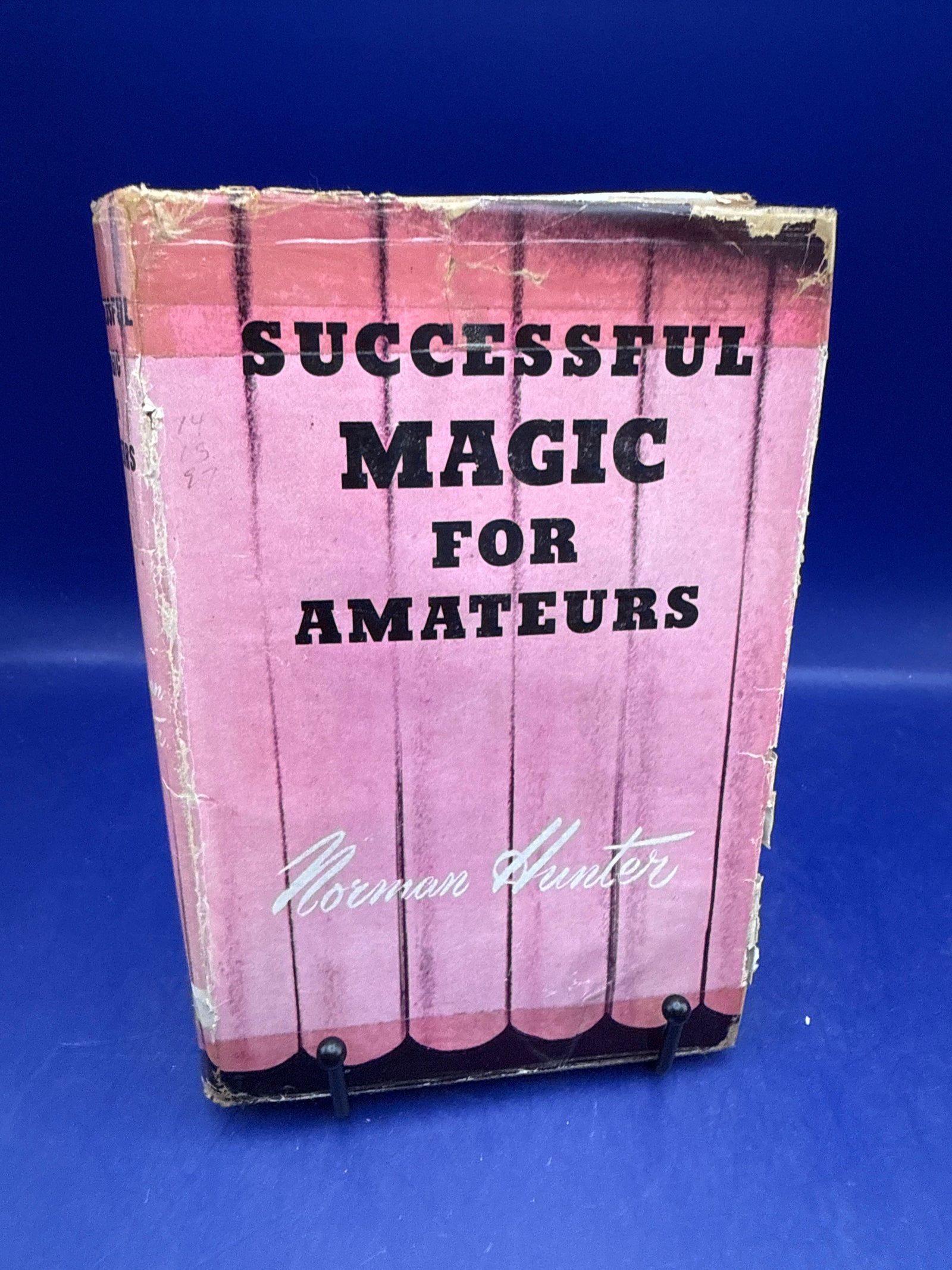Successful Magic for Amateurs by Norman Hunter pub. by ARCO HC 1st Ed. ESTATE