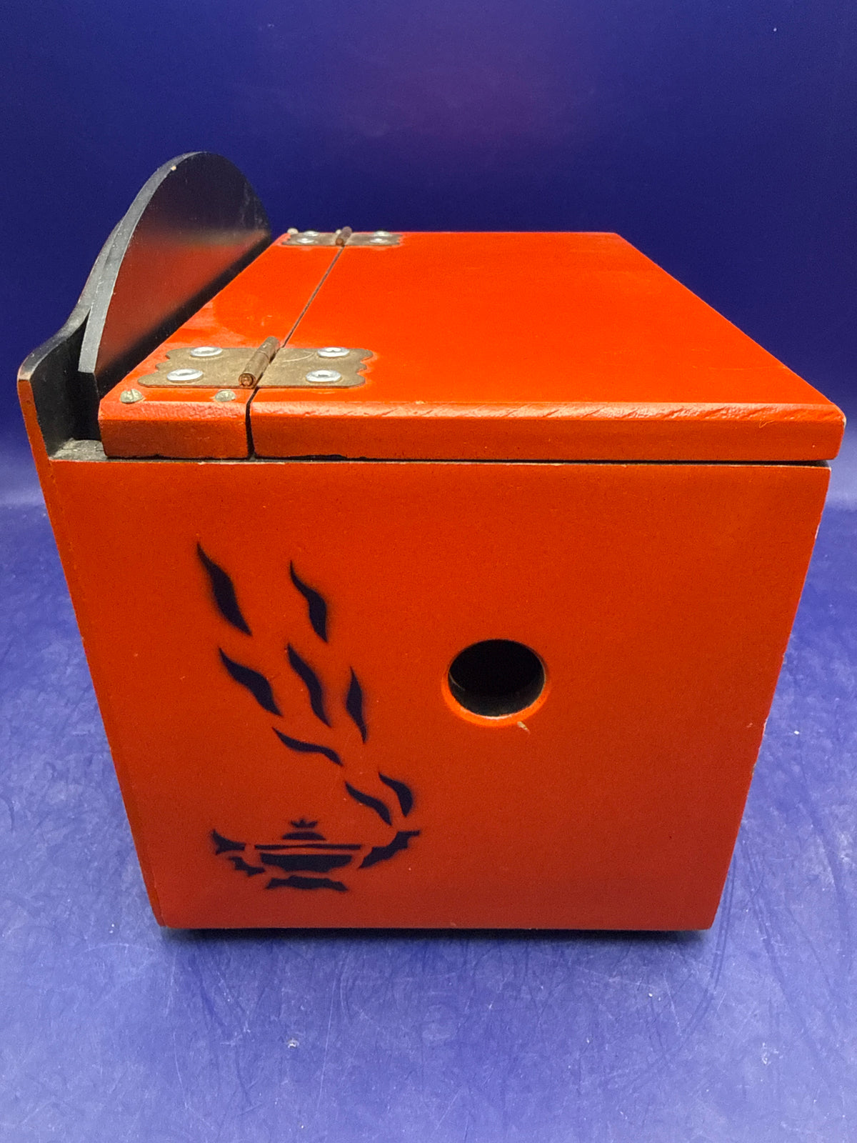 U.F. Grant / MAK Magic "Potato Box" – Classic Vintage Comedy Stage Apparatus