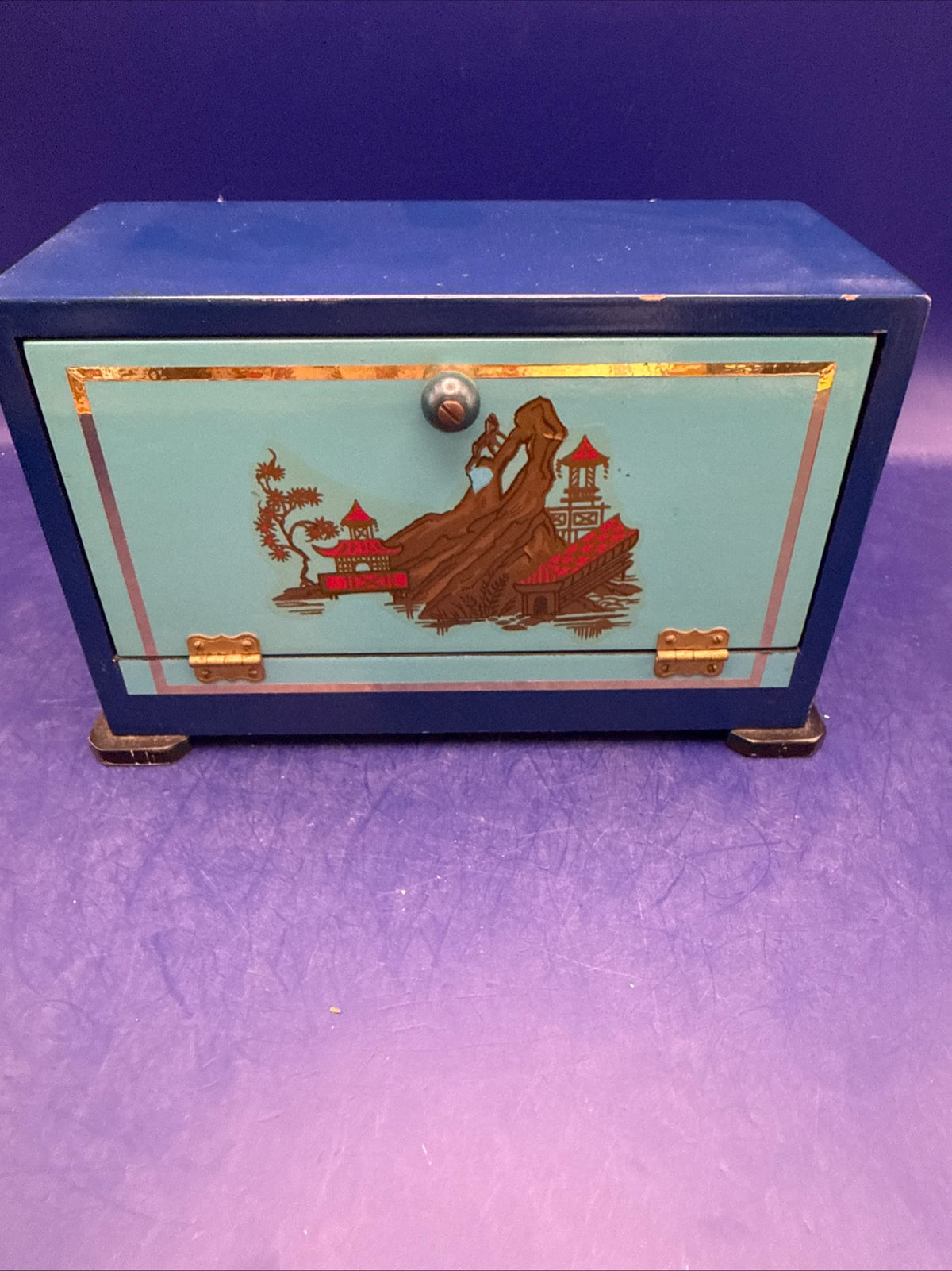 Milson Worth Silk Cabby - Vintage Oriental Theme