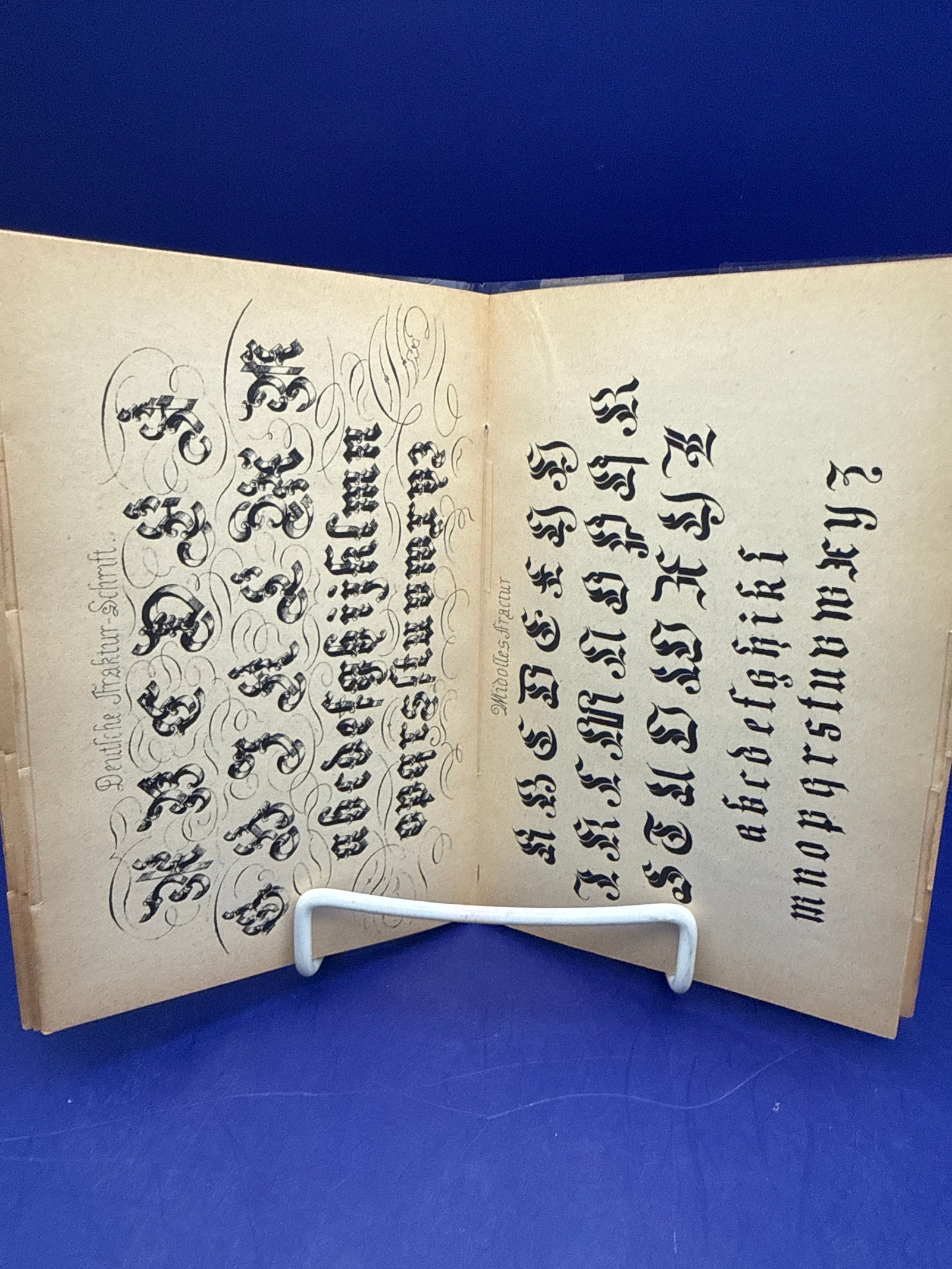 Bilder Zauberei (Picture Magic) Early 19th Century Blow book / Flip book