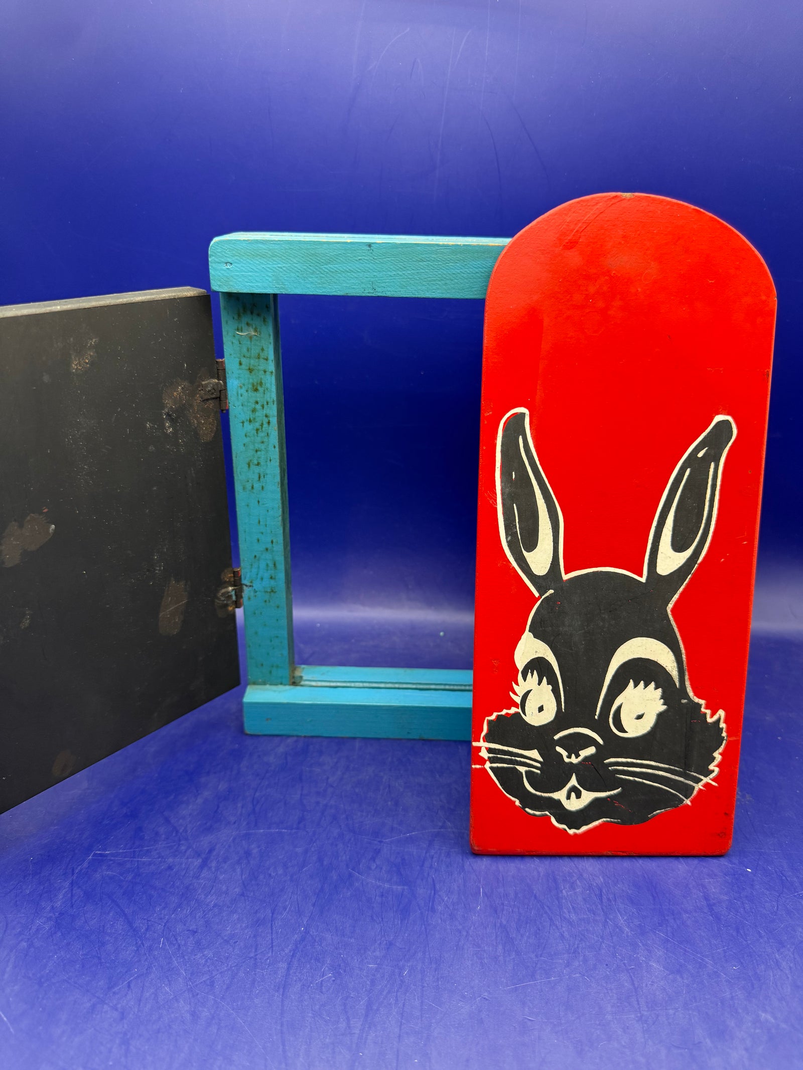 Fraidy Cat Rabbit - Early Gene Gordon - Ed Kline Model c1960’s Flat Bottom