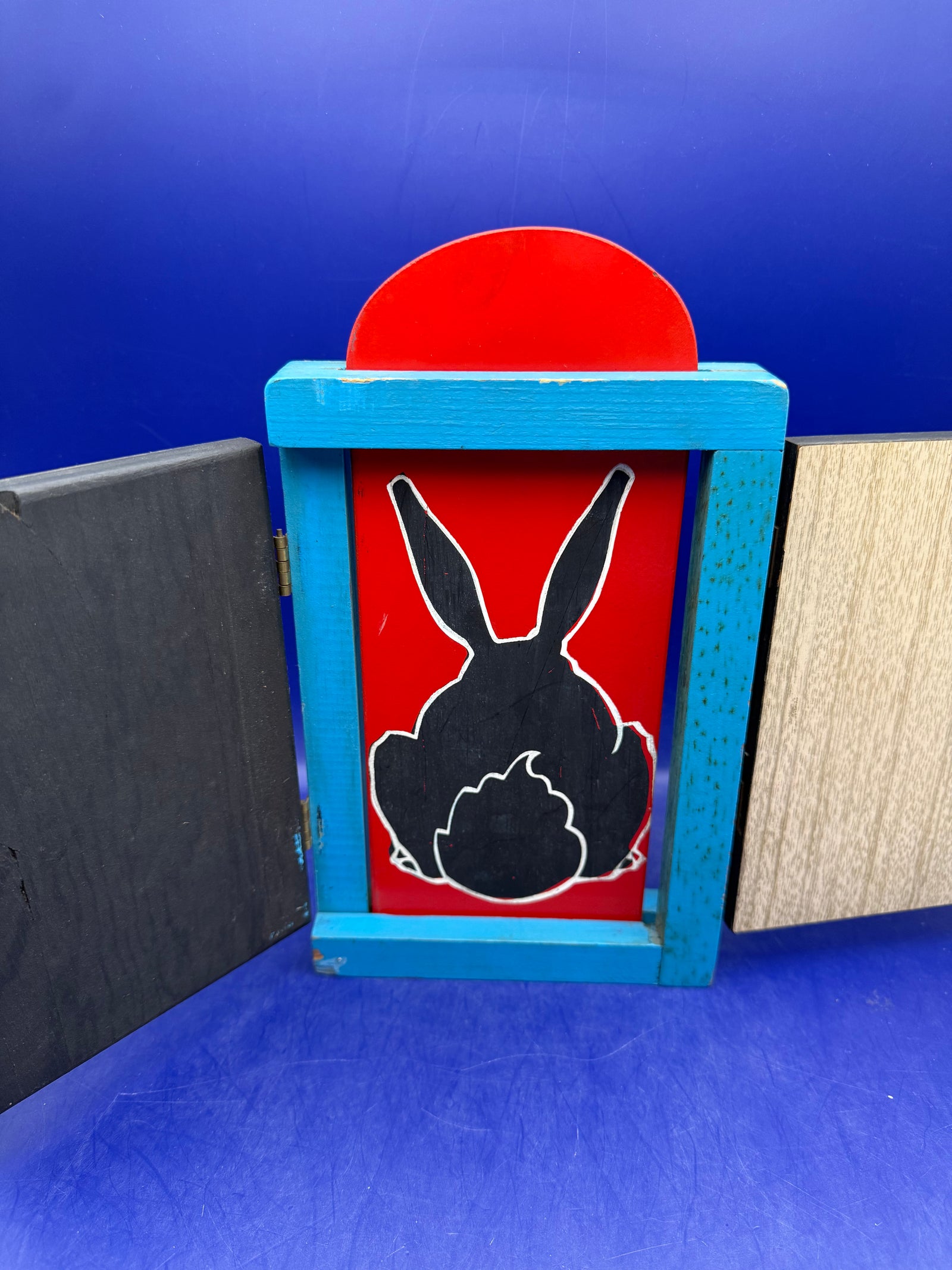 Fraidy Cat Rabbit - Early Gene Gordon - Ed Kline Model c1960’s Flat Bottom