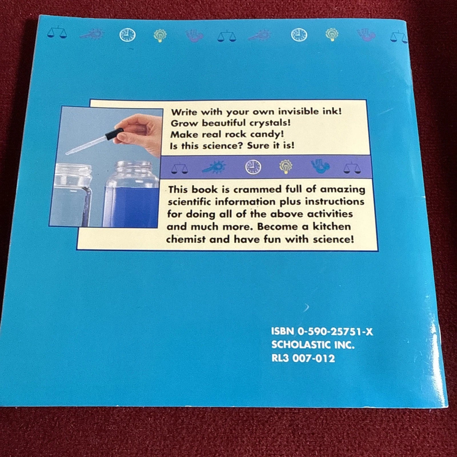 Kitchen Chemistry : Fun and Fascinating Science Experiments to Do at Home-Andres