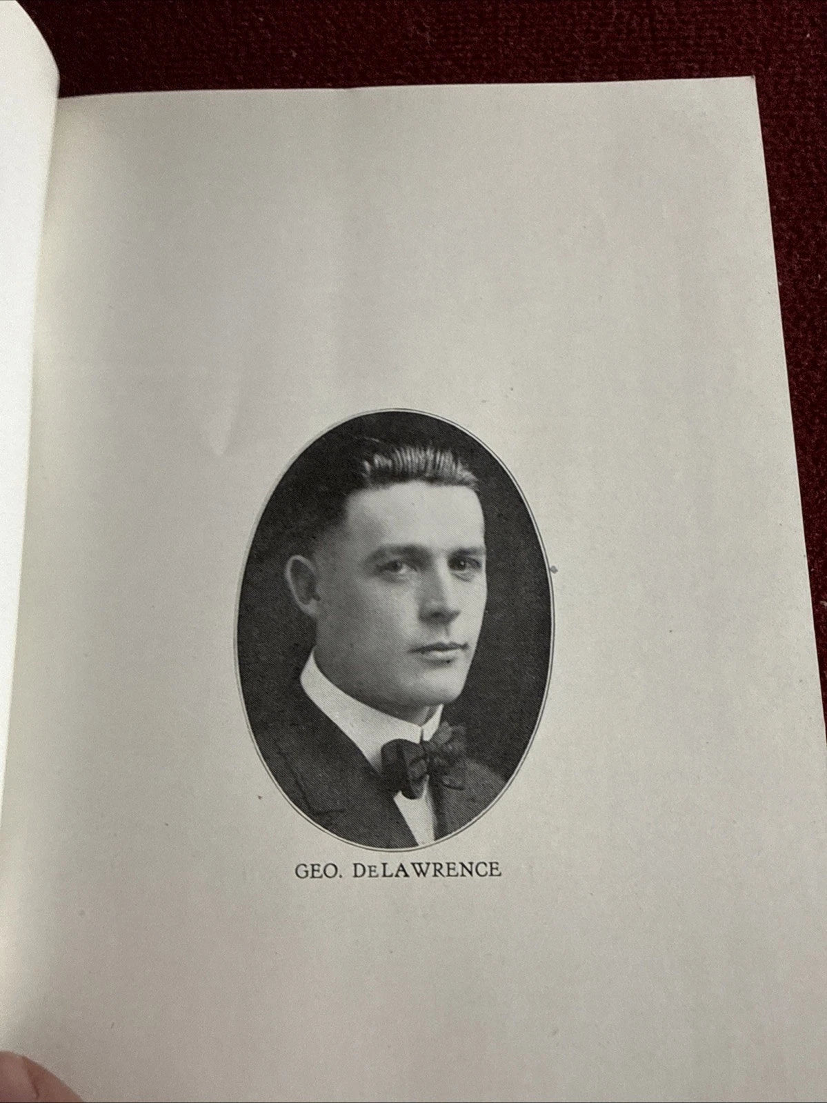 Modern Card Effects & How To Perform Them-m -Geo DeLawrence - 1920 - From the library of the Amazing Kreskin
