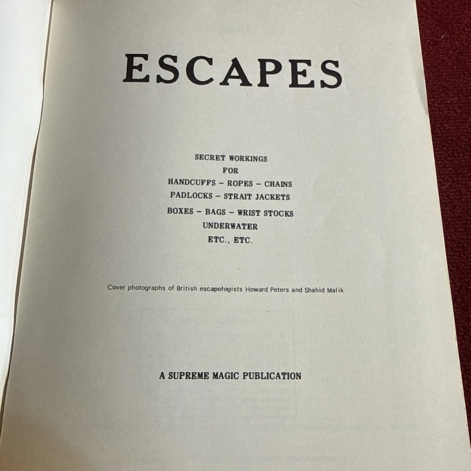 Escapes Book (Percy Abbott) Supreme Publication 1979 ESTATE