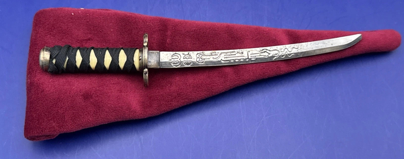 Collectors Workshop Viking Magic Samurai Borrowed Ring On Sword