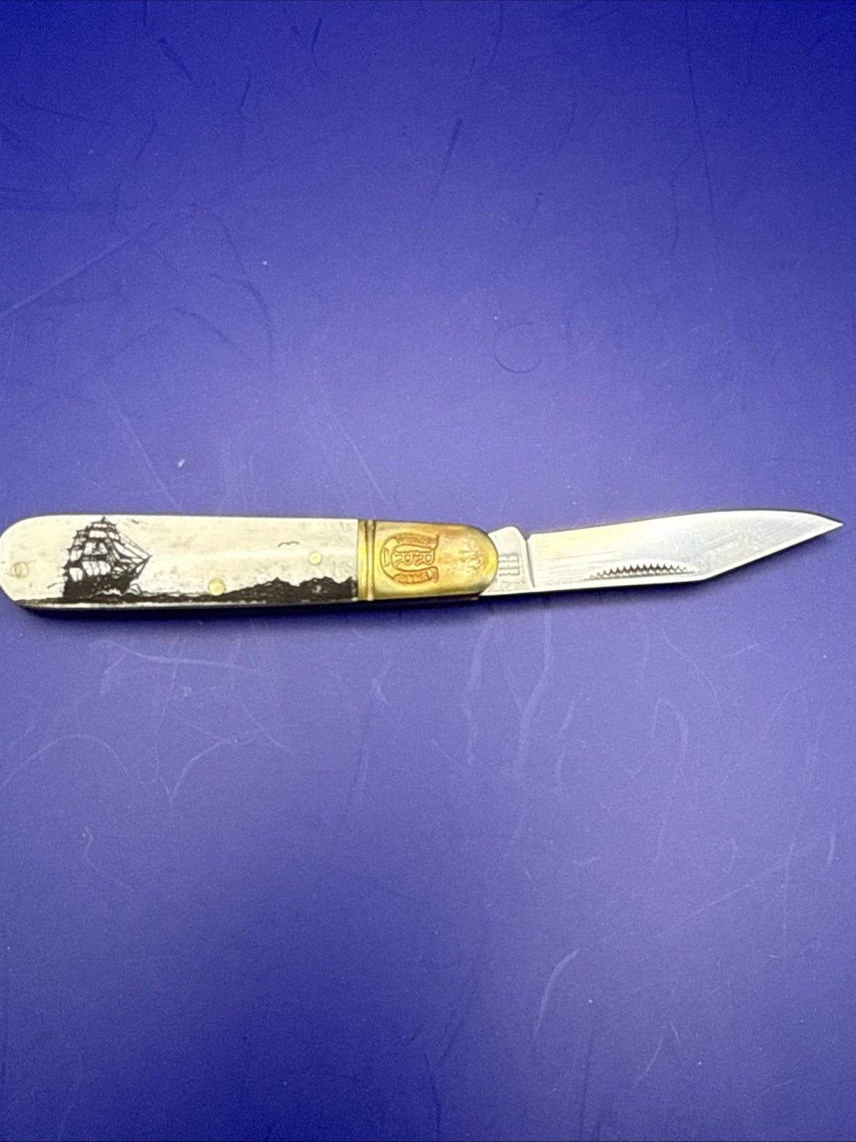 Scrimshaw Knife by Rodger Lovins - Limited Edition-Color Changing Knife