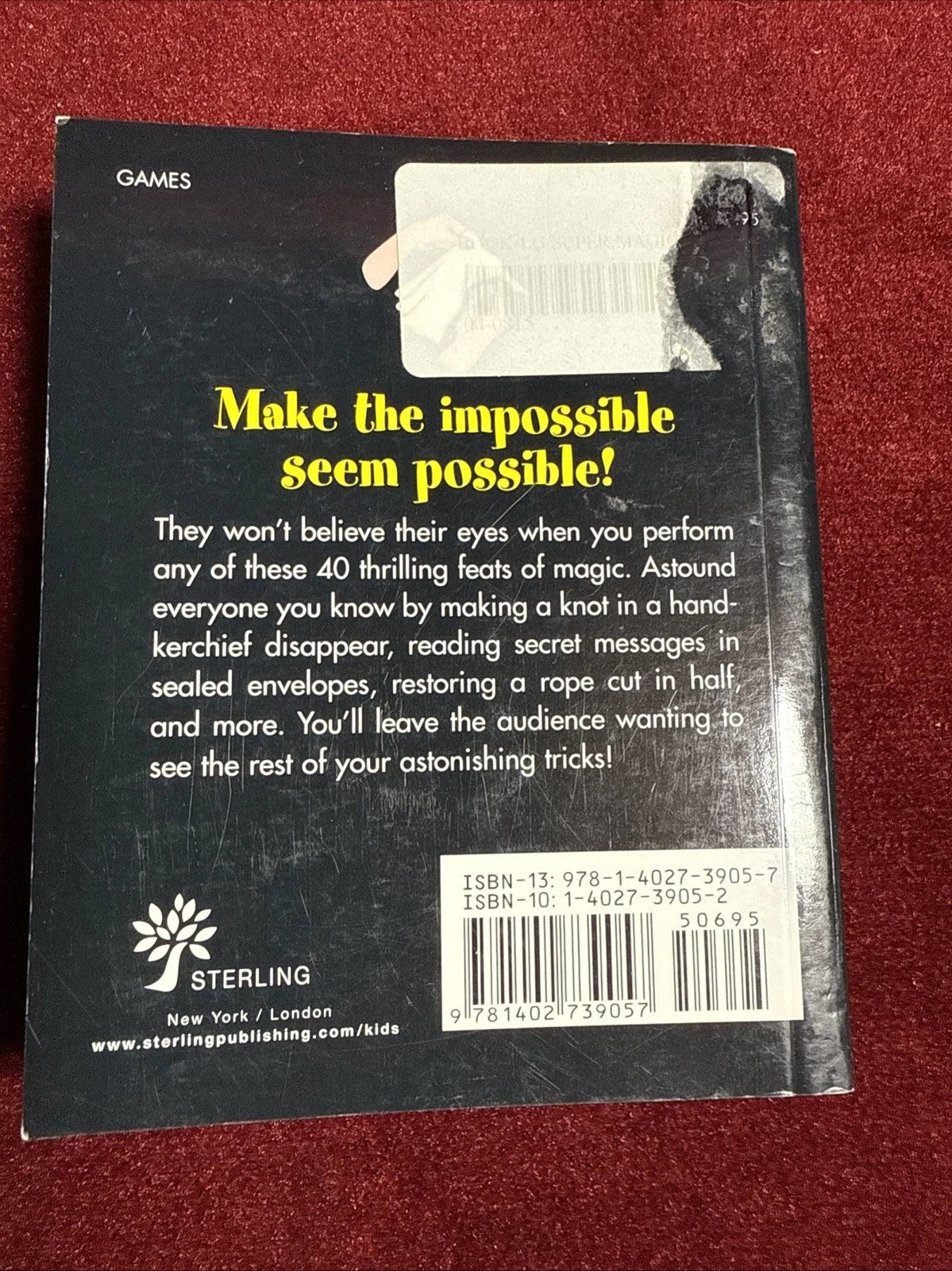 Super Little Giant Book Of Magic Tricks - ESTATE