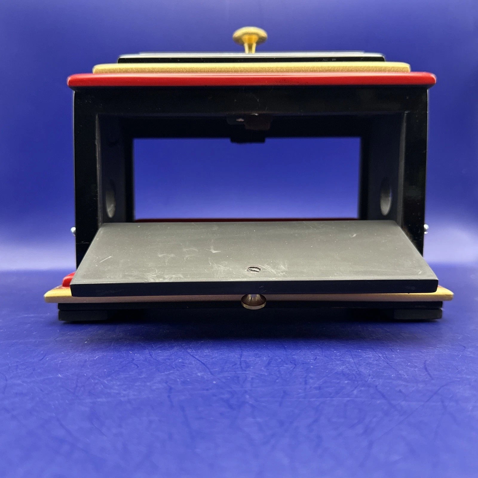 Deluxe Silk Cabby (Red) by Viking Magic Mfg.