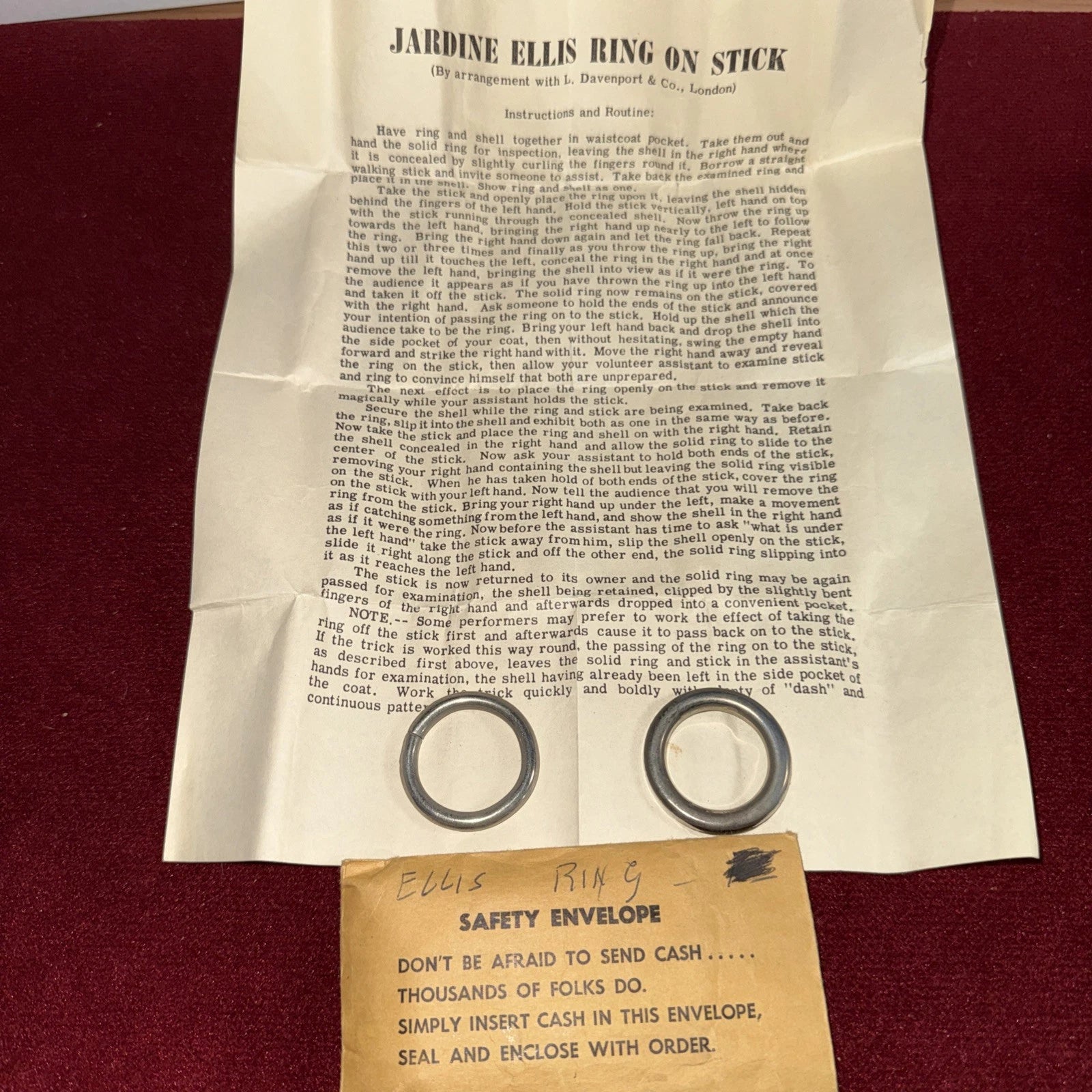 Davenport Jardine Ellis Ring On Stick Vintage magic ESTATE