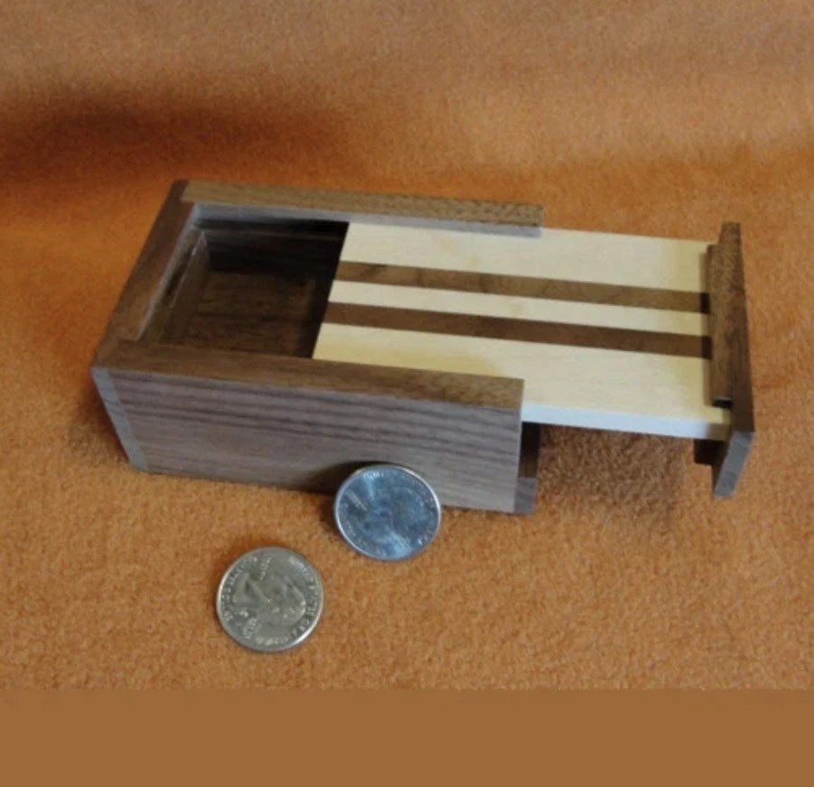 VIKING MAGIC Deluxe Rattle Box - Vanish Coins Or Other Small Object- Magic Trick