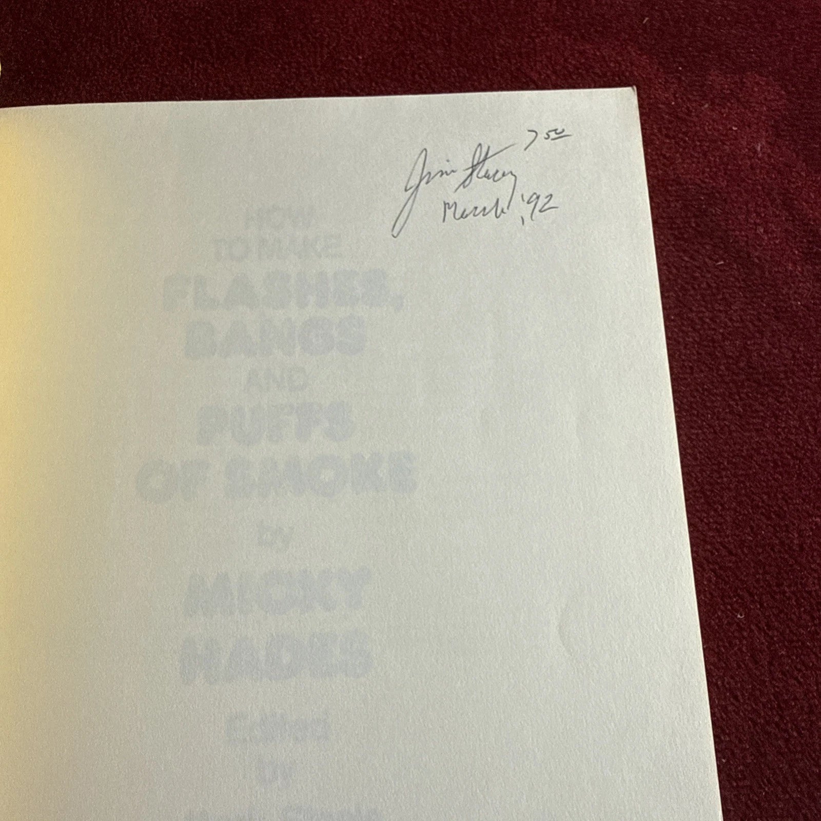 How To Make Flashes Bangs & Puffs of Smoke - Micky Hades 1979 ESTATE