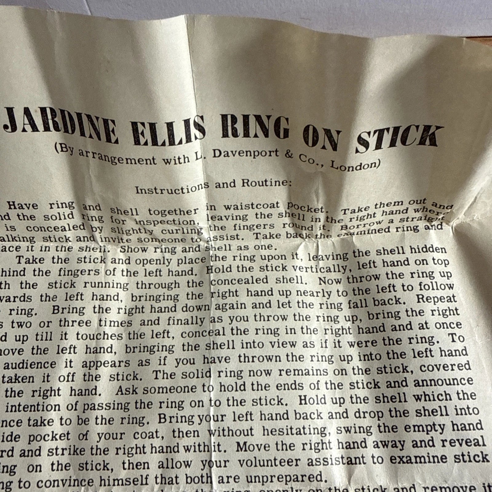 Davenport Jardine Ellis Ring On Stick Vintage magic ESTATE