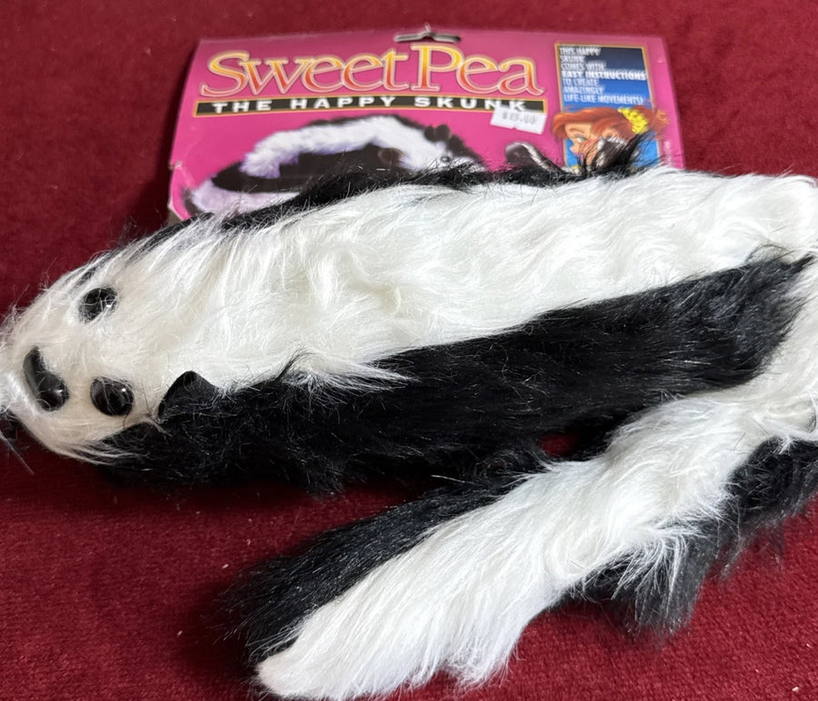Sweet Pea The Happy Skunk - Spring animal Puppet